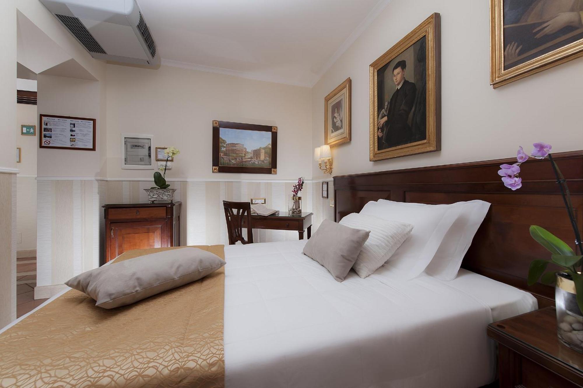 Hotel Des Artistes Roma Quarto foto